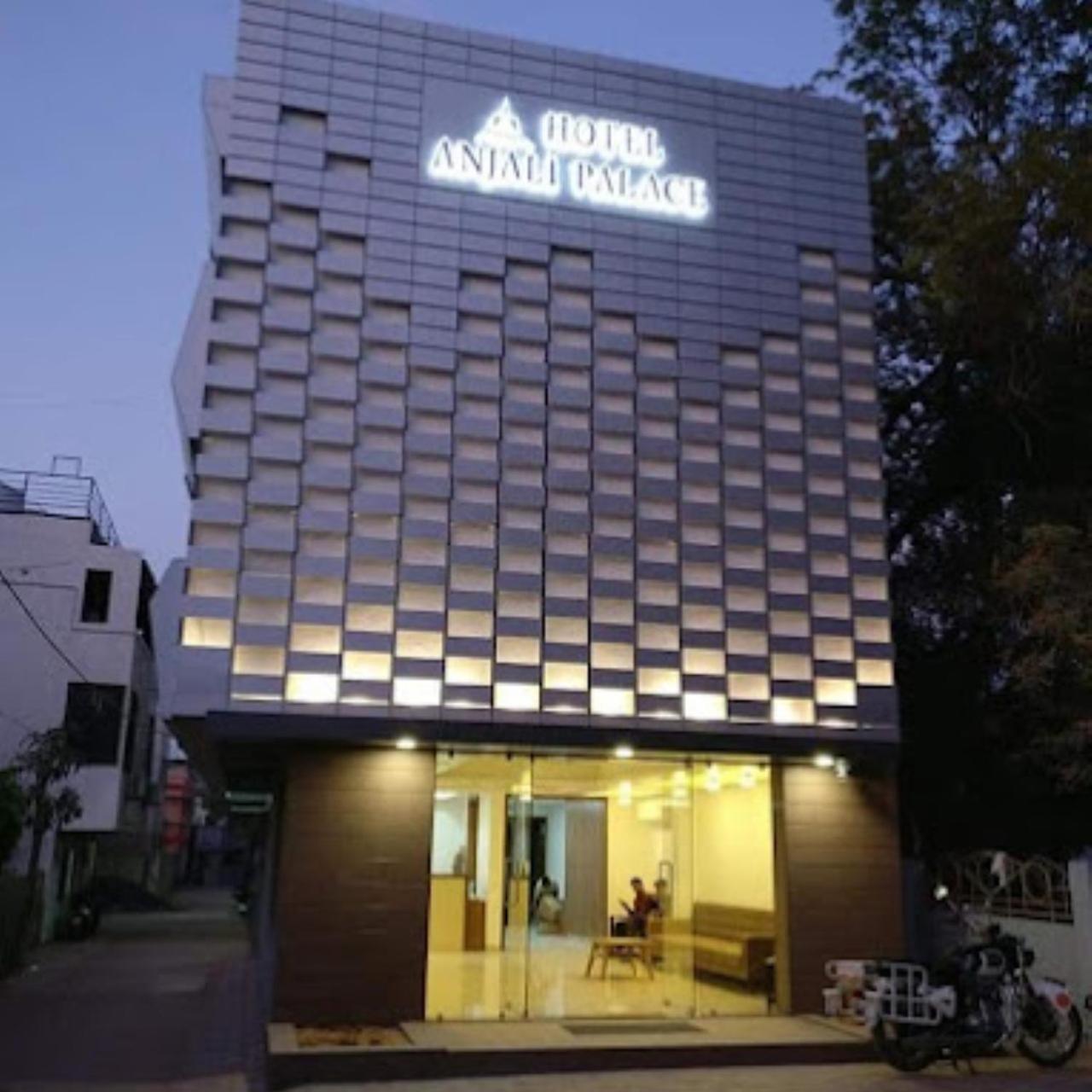 Hotel Anjali Palace 普杰 外观 照片